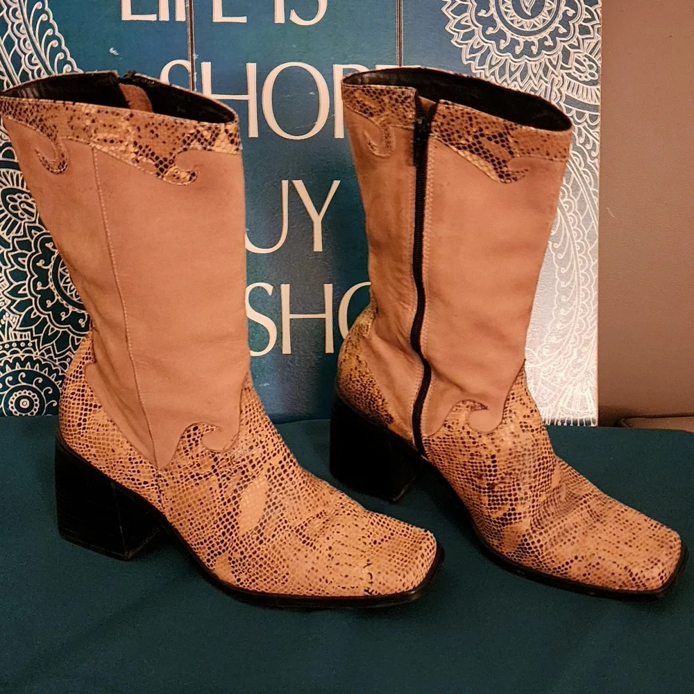 Vintage Snakeskin & Suede Leather Retro Boots, Sz 9M